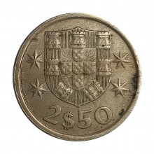 Km#590 2,50 Escudos 1975 MBC Portugal Europa