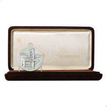 Medalha 02P 150 Anos da Fundação da Imprensa no Rio Grande do Sul - Diário de Porto Alegre 1977 FC Brasil América Prata